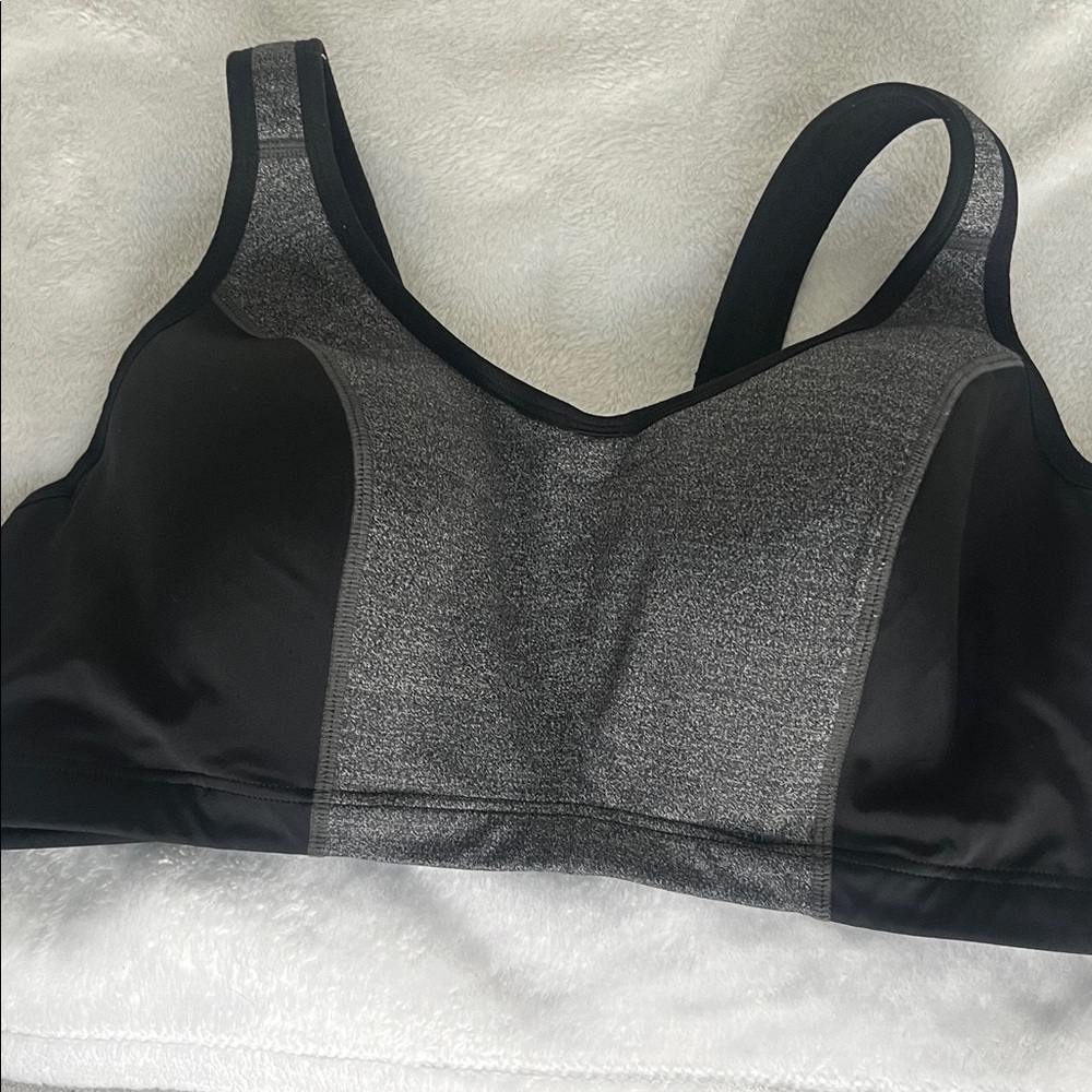 Livi Active Black and Gray Sports Bra - Picture 4 of 9